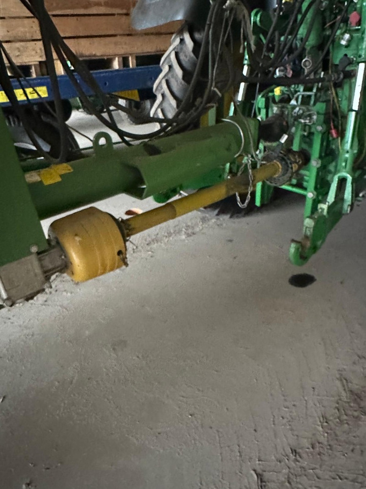 Amazone UG 3000 Super - Škropilnica: slika 3 Amazone UG 3000 Super - Škropilnica: slika 3