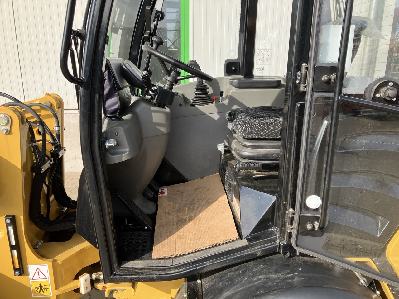 Caterpillar Zeppelin ZL35 - Kolesni nakladalec: slika 4 Caterpillar Zeppelin ZL35 - Kolesni nakladalec: slika 4