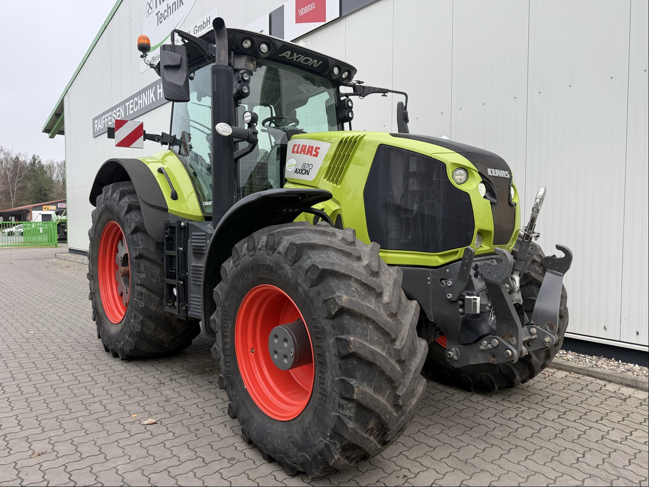 Claas Axion 870 C-Matic - Traktor: slika 1 Claas Axion 870 C-Matic - Traktor: slika 1