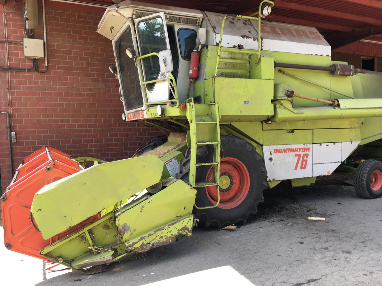 Claas Dominator 76 - Kombajn harvester: slika 1 Claas Dominator 76 - Kombajn harvester: slika 1