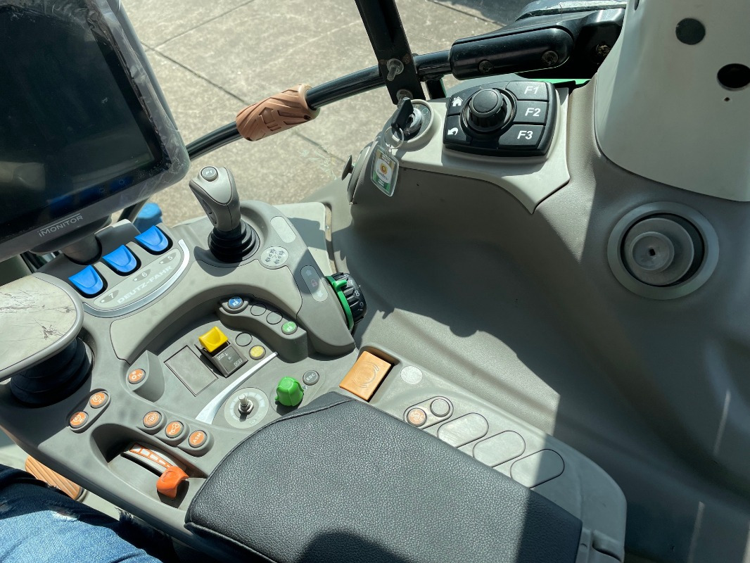 Deutz-Fahr Agrotron 7250 TTV - Traktor: slika 2 Deutz-Fahr Agrotron 7250 TTV - Traktor: slika 2
