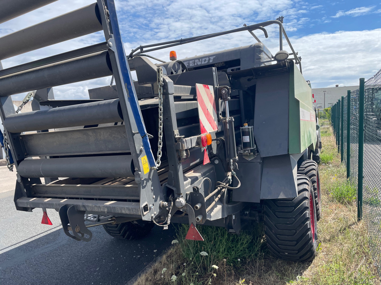 Fendt 1290 Quaderballenpresse - Balirka za kvadratne bale: slika 4 Fendt 1290 Quaderballenpresse - Balirka za kvadratne bale: slika 4