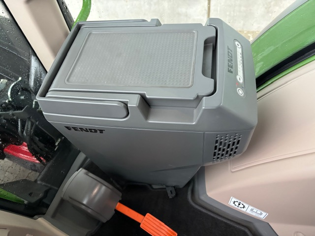 Fendt 618 Vario Power Setting2 - Traktor: slika 3 Fendt 618 Vario Power Setting2 - Traktor: slika 3