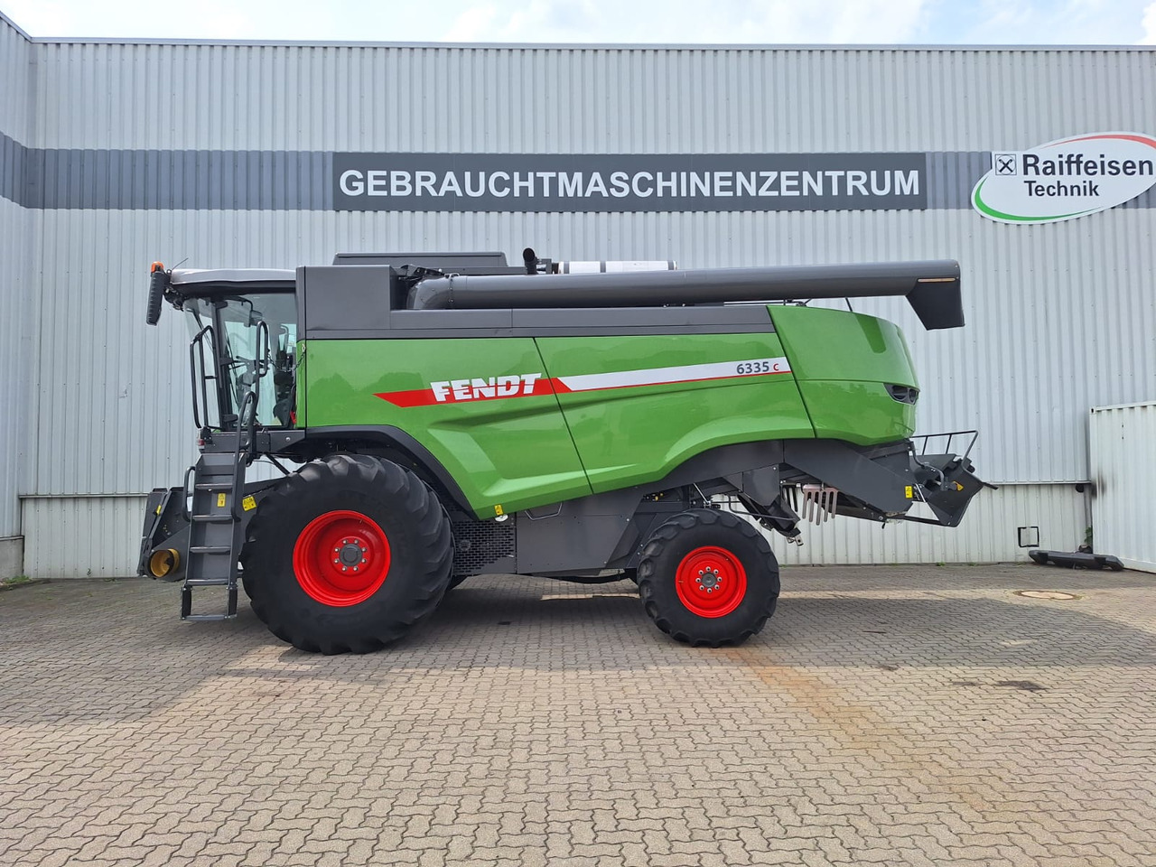 Fendt 6335C - Kombajn harvester: slika 1 Fendt 6335C - Kombajn harvester: slika 1