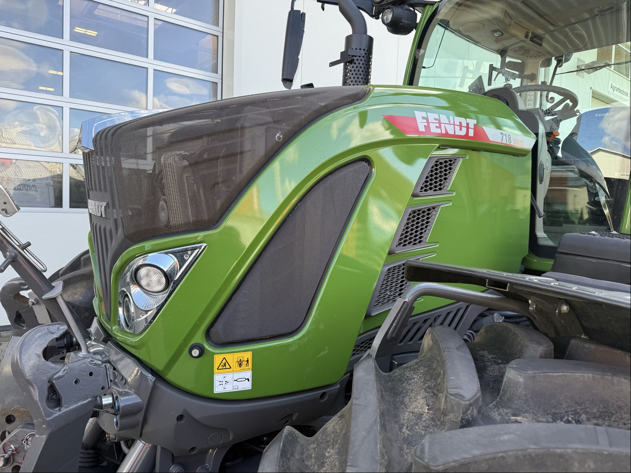 Fendt 718 Vario Gen6 ProfiPlus - Traktor: slika 4 Fendt 718 Vario Gen6 ProfiPlus - Traktor: slika 4