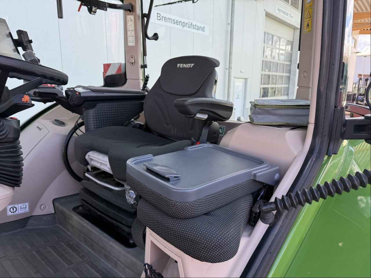 Fendt 718 Vario Gen6 ProfiPlus - Traktor: slika 3 Fendt 718 Vario Gen6 ProfiPlus - Traktor: slika 3