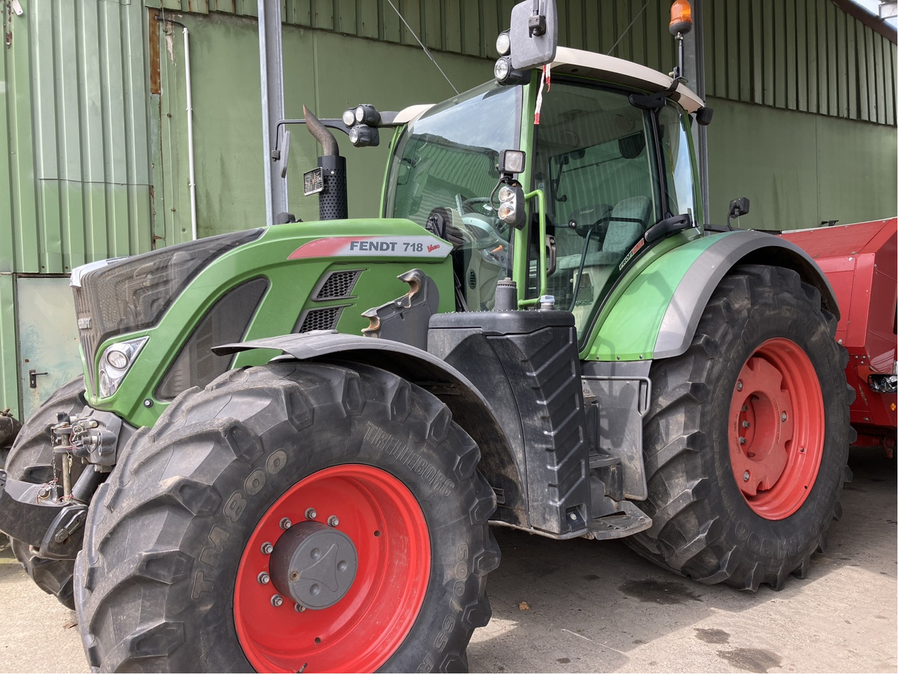 Fendt 718 Vario Profi Plus - Traktor: slika 1 Fendt 718 Vario Profi Plus - Traktor: slika 1
