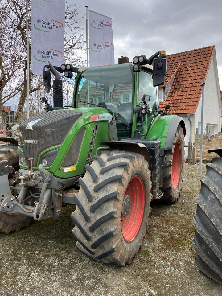 Fendt 718 Vario S4 Power Plus - Traktor: slika 4 Fendt 718 Vario S4 Power Plus - Traktor: slika 4