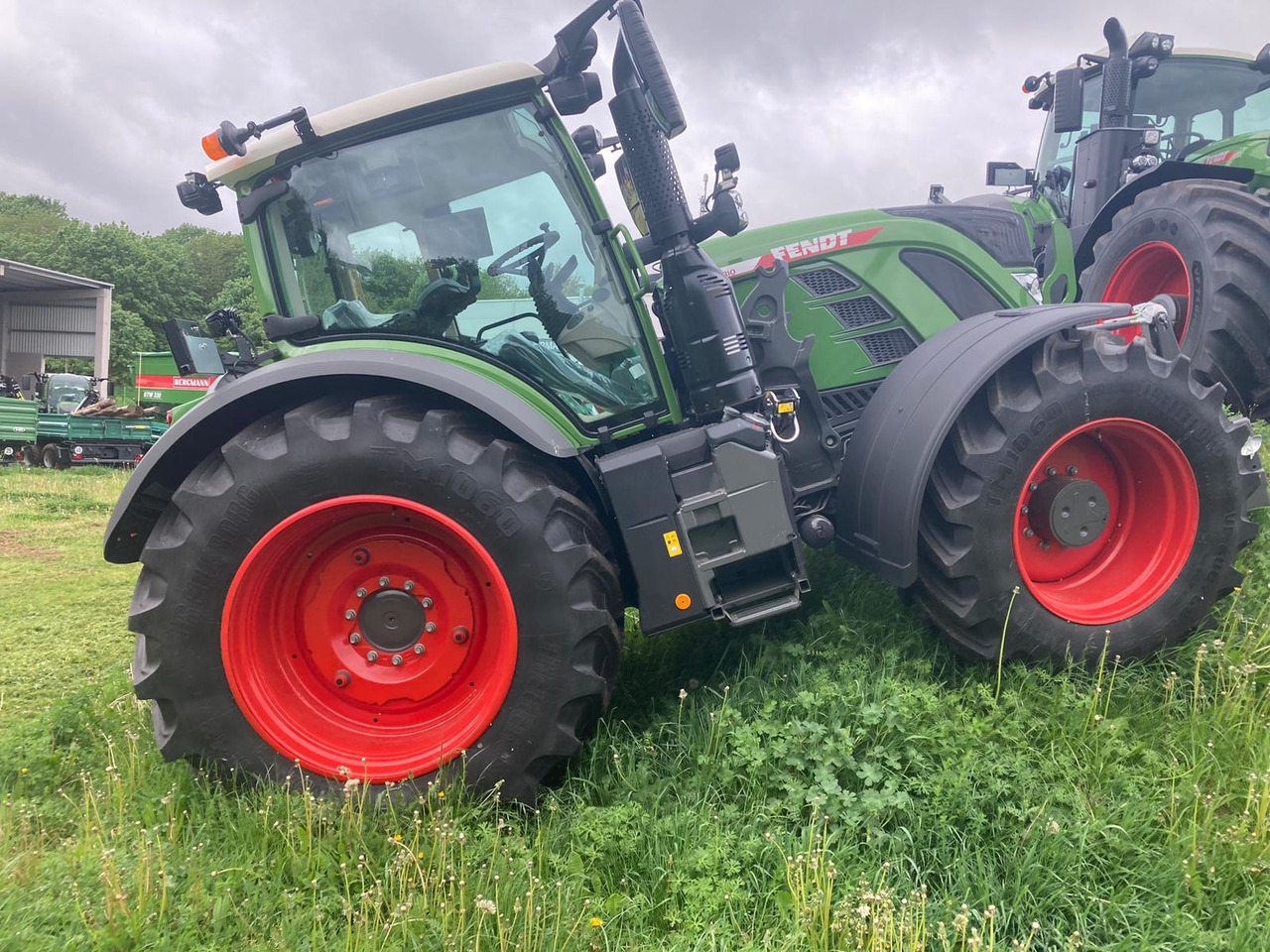 Fendt 724 Vario Gen6 Profi Setting2 - Traktor: slika 1 Fendt 724 Vario Gen6 Profi Setting2 - Traktor: slika 1