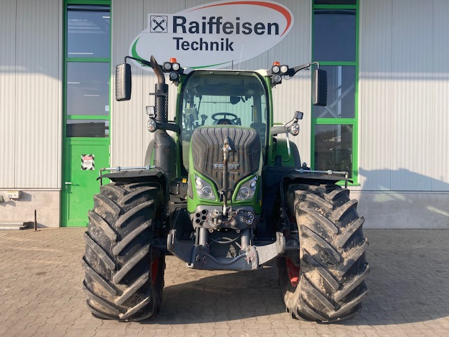 Traktor Fendt 724 Vario S4 Profi: slika 11