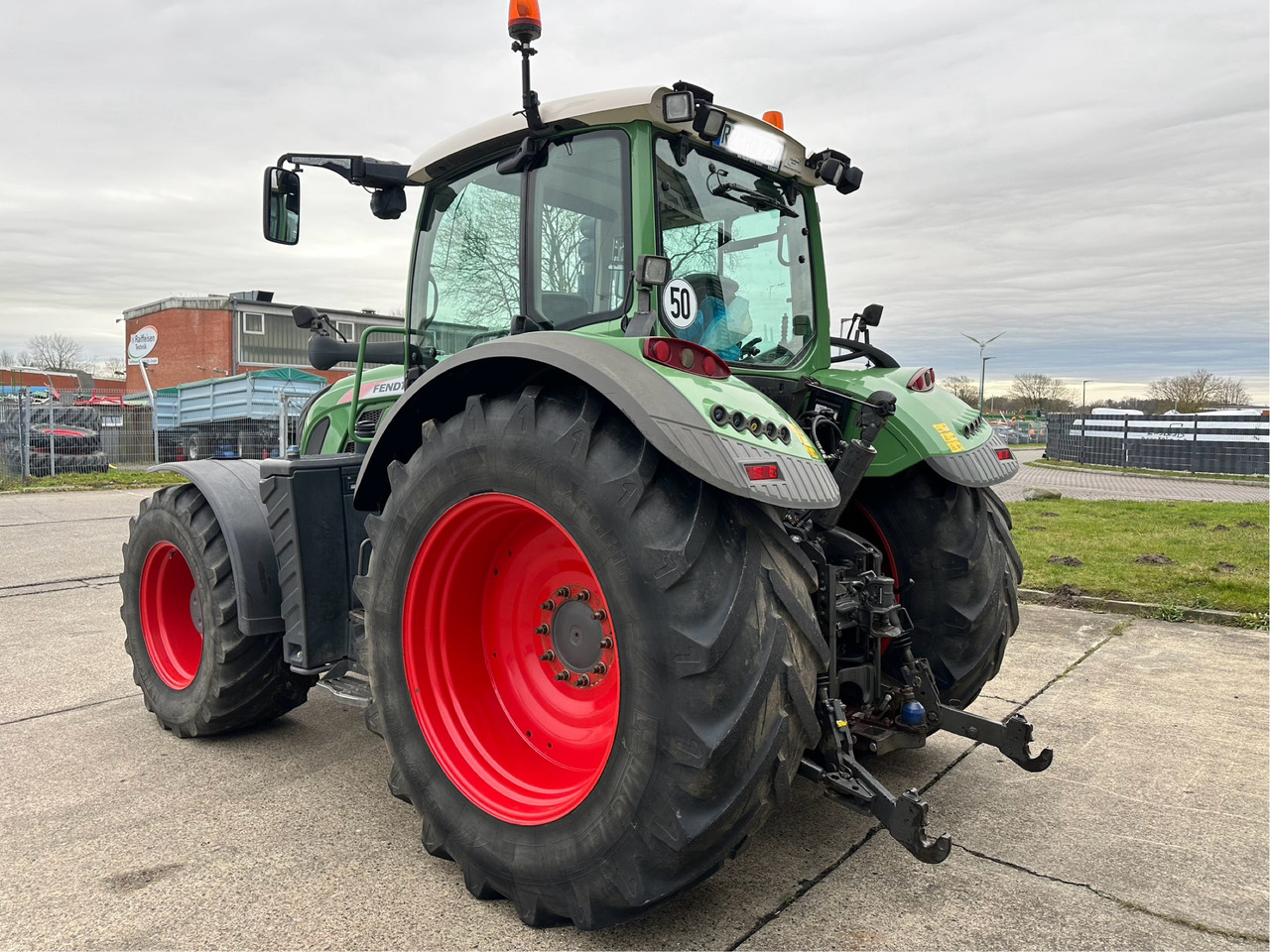 Fendt 724 Vario S4 Profi Plus - Traktor: slika 2 Fendt 724 Vario S4 Profi Plus - Traktor: slika 2