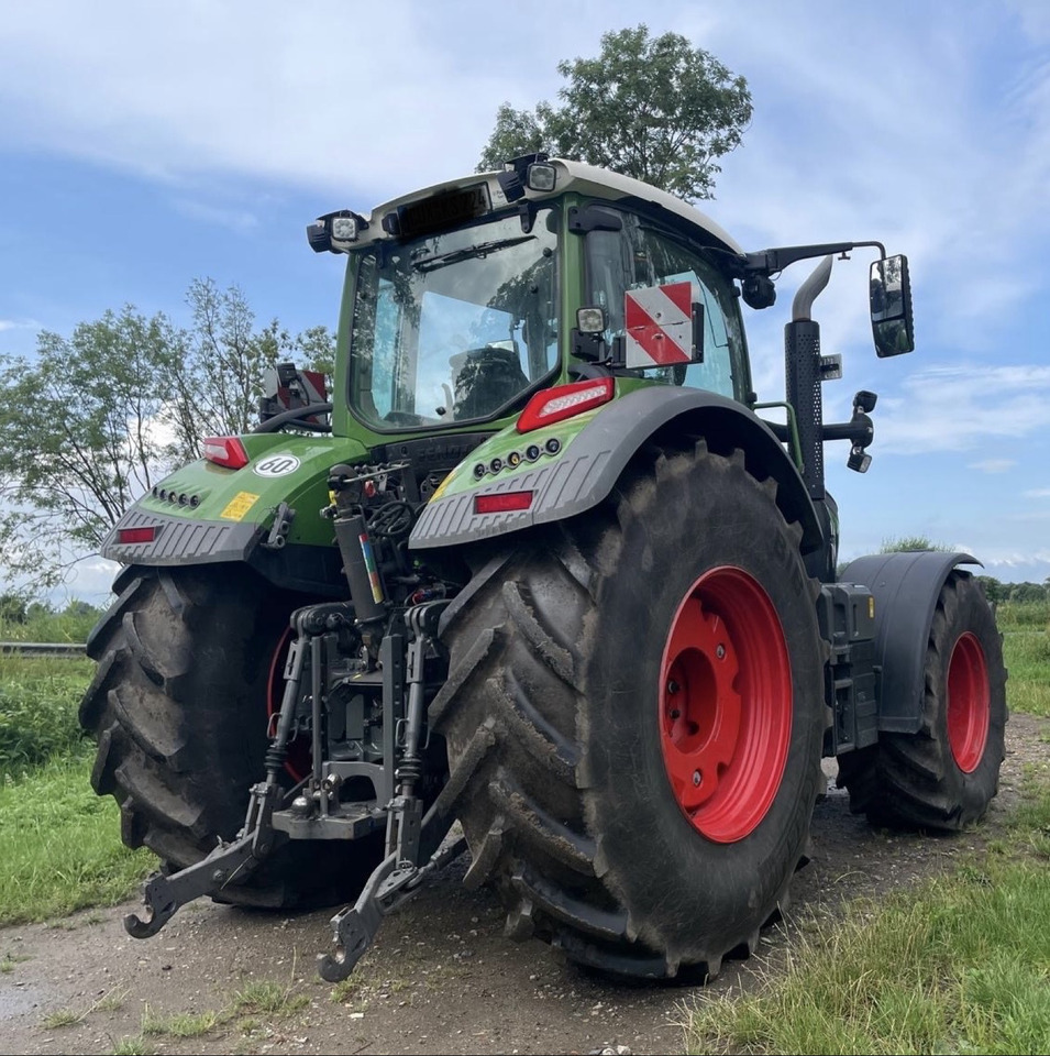 Fendt 728 Vario Gen7 Power - Traktor: slika 4 Fendt 728 Vario Gen7 Power - Traktor: slika 4