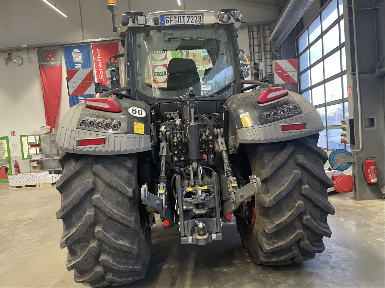 Fendt 728 Vario Gen7 Profi Setting1 - Traktor: slika 5 Fendt 728 Vario Gen7 Profi Setting1 - Traktor: slika 5