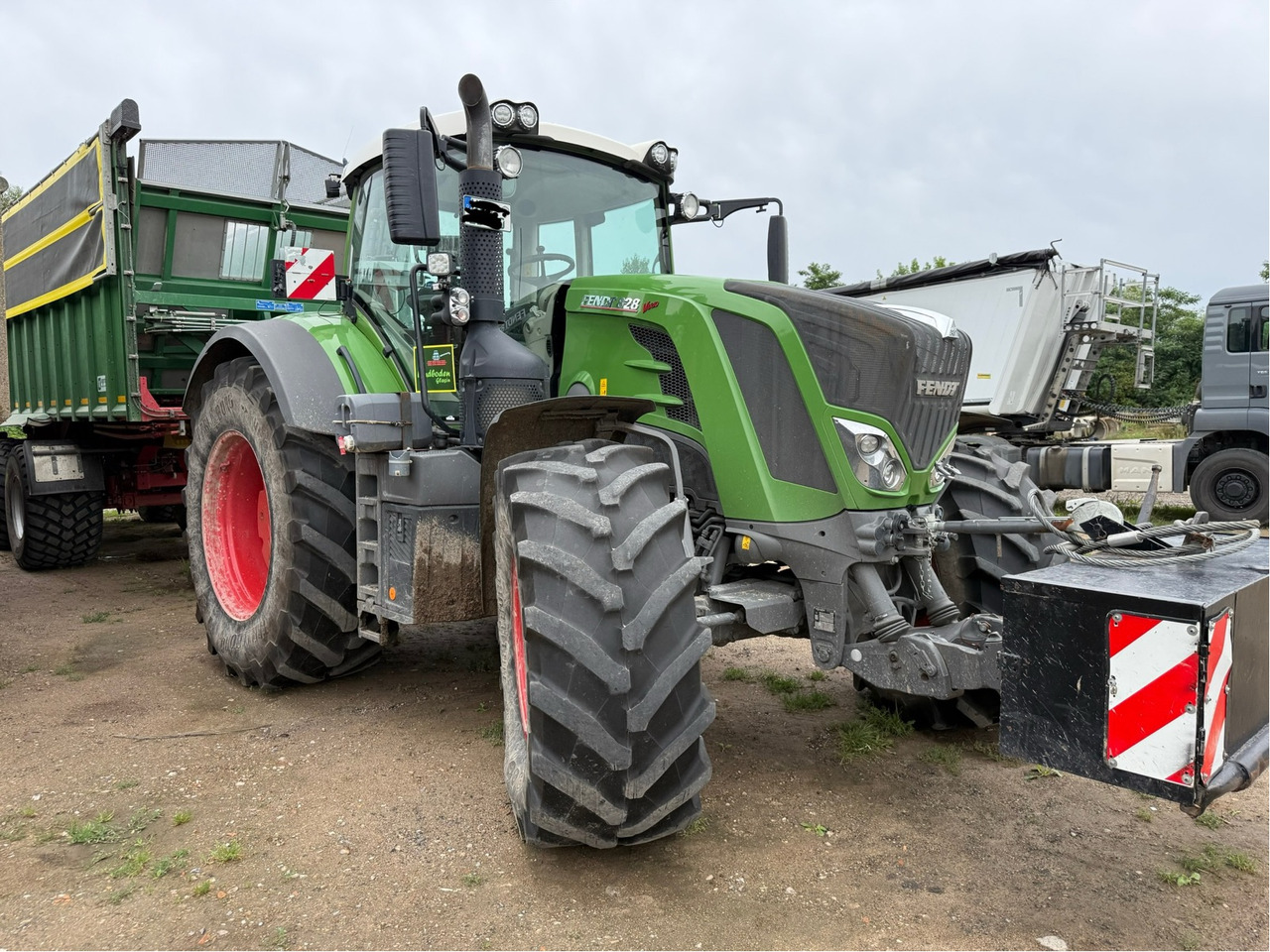 Fendt 828 Vario S4 ProfiPlus - Traktor: slika 1 Fendt 828 Vario S4 ProfiPlus - Traktor: slika 1