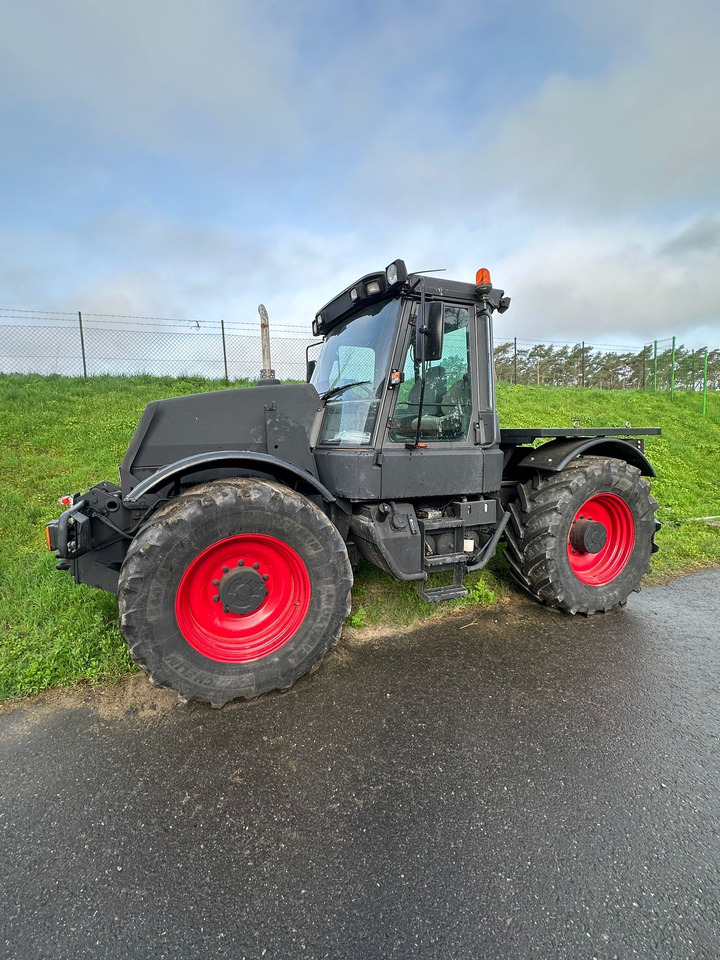 JCB Fastrac - Traktor: slika 1 JCB Fastrac - Traktor: slika 1