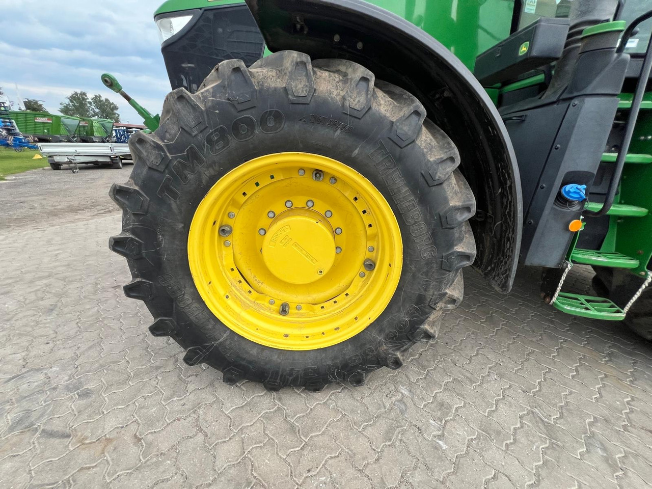John Deere 7310 R - Traktor: slika 4 John Deere 7310 R - Traktor: slika 4