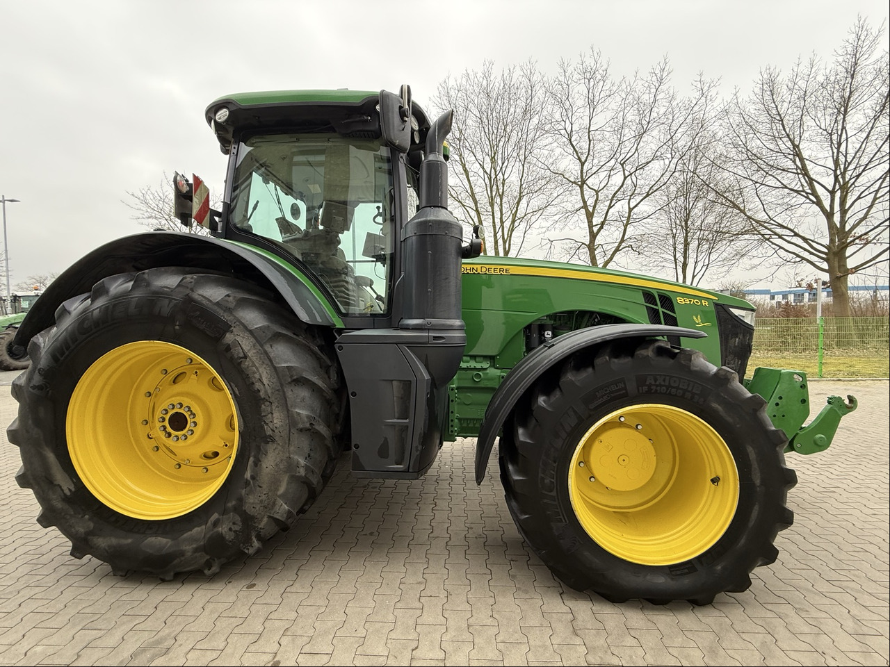 John Deere 8370 R - Traktor: slika 5 John Deere 8370 R - Traktor: slika 5