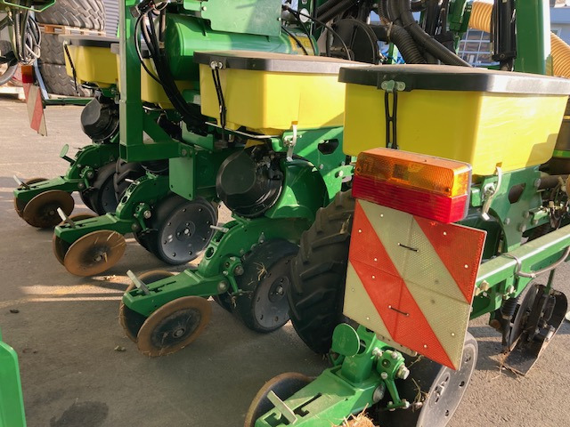 John Deere Einzelkornsämaschine 1725 NT - Sejalnica: slika 4 John Deere Einzelkornsämaschine 1725 NT - Sejalnica: slika 4
