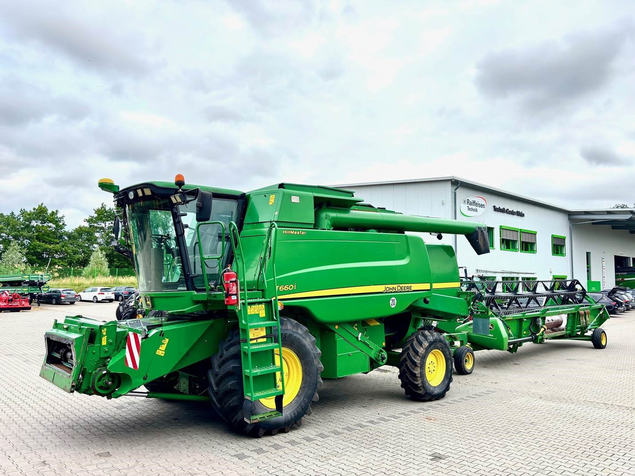 John Deere T660 i Hillmaster - Kombajn harvester: slika 1 John Deere T660 i Hillmaster - Kombajn harvester: slika 1