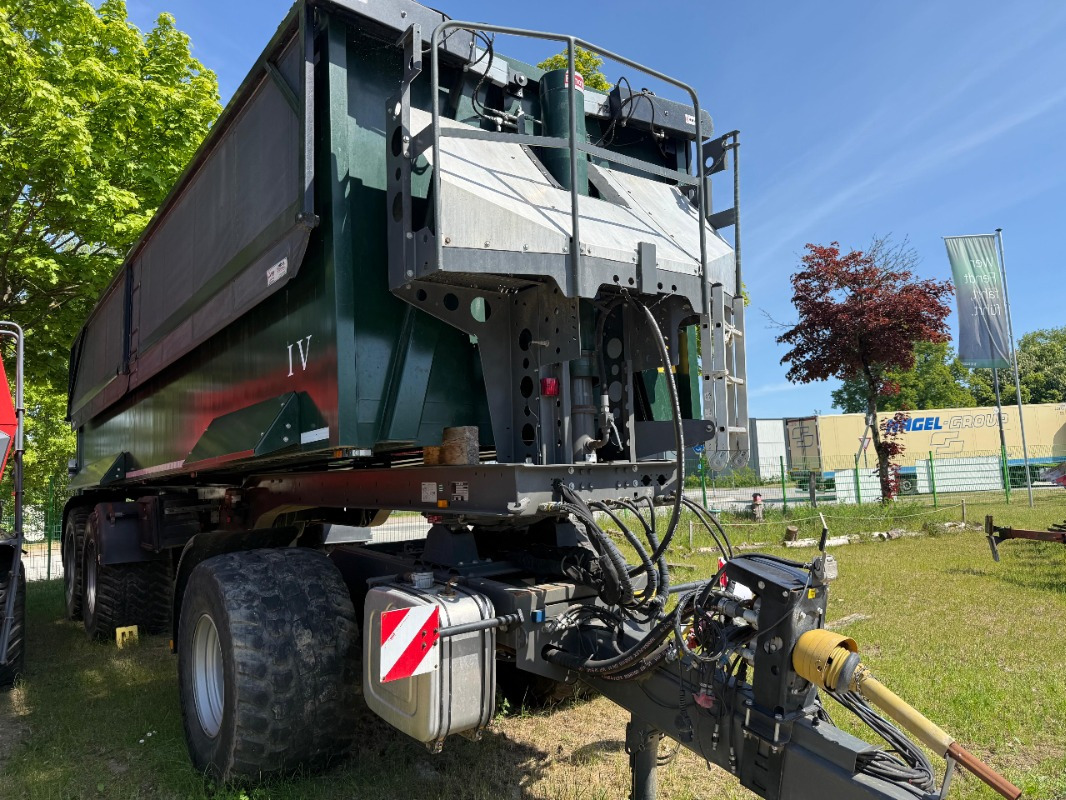 Krampe ALU Kippsattel KS 950 Roadrunn - Tovornjak prekucnik: slika 2 Krampe ALU Kippsattel KS 950 Roadrunn - Tovornjak prekucnik: slika 2