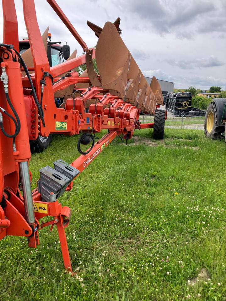 Kuhn Challenger 10-Schar Volldrehpflug - Plug: slika 1 Kuhn Challenger 10-Schar Volldrehpflug - Plug: slika 1
