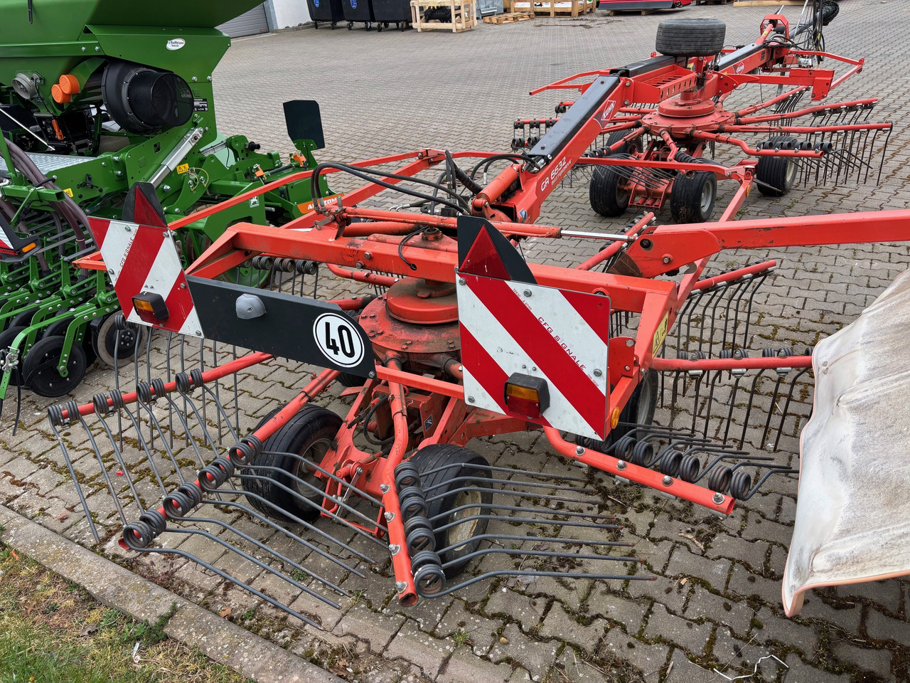 Kuhn Schwader 6632 - Obračalnik/ Zgrabljalnik: slika 3 Kuhn Schwader 6632 - Obračalnik/ Zgrabljalnik: slika 3