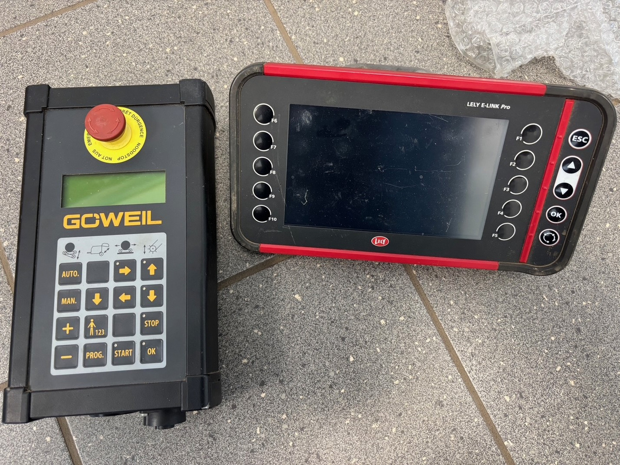 Lely RP 545 Press Wickelkombination - Oprema za obračalnike: slika 2 Lely RP 545 Press Wickelkombination - Oprema za obračalnike: slika 2