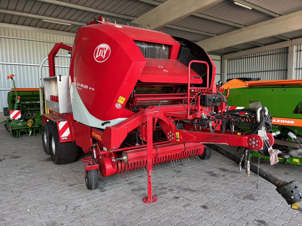 Lely RP 545 Press Wickelkombination - Oprema za obračalnike: slika 1 Lely RP 545 Press Wickelkombination - Oprema za obračalnike: slika 1
