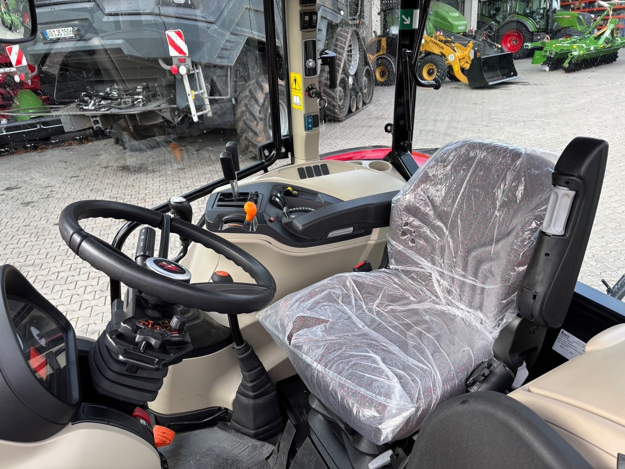 Massey Ferguson 4708 M Cab - Traktor: slika 3 Massey Ferguson 4708 M Cab - Traktor: slika 3