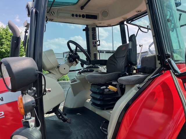 Massey Ferguson 5612 Dyna-4 - Traktor: slika 4 Massey Ferguson 5612 Dyna-4 - Traktor: slika 4