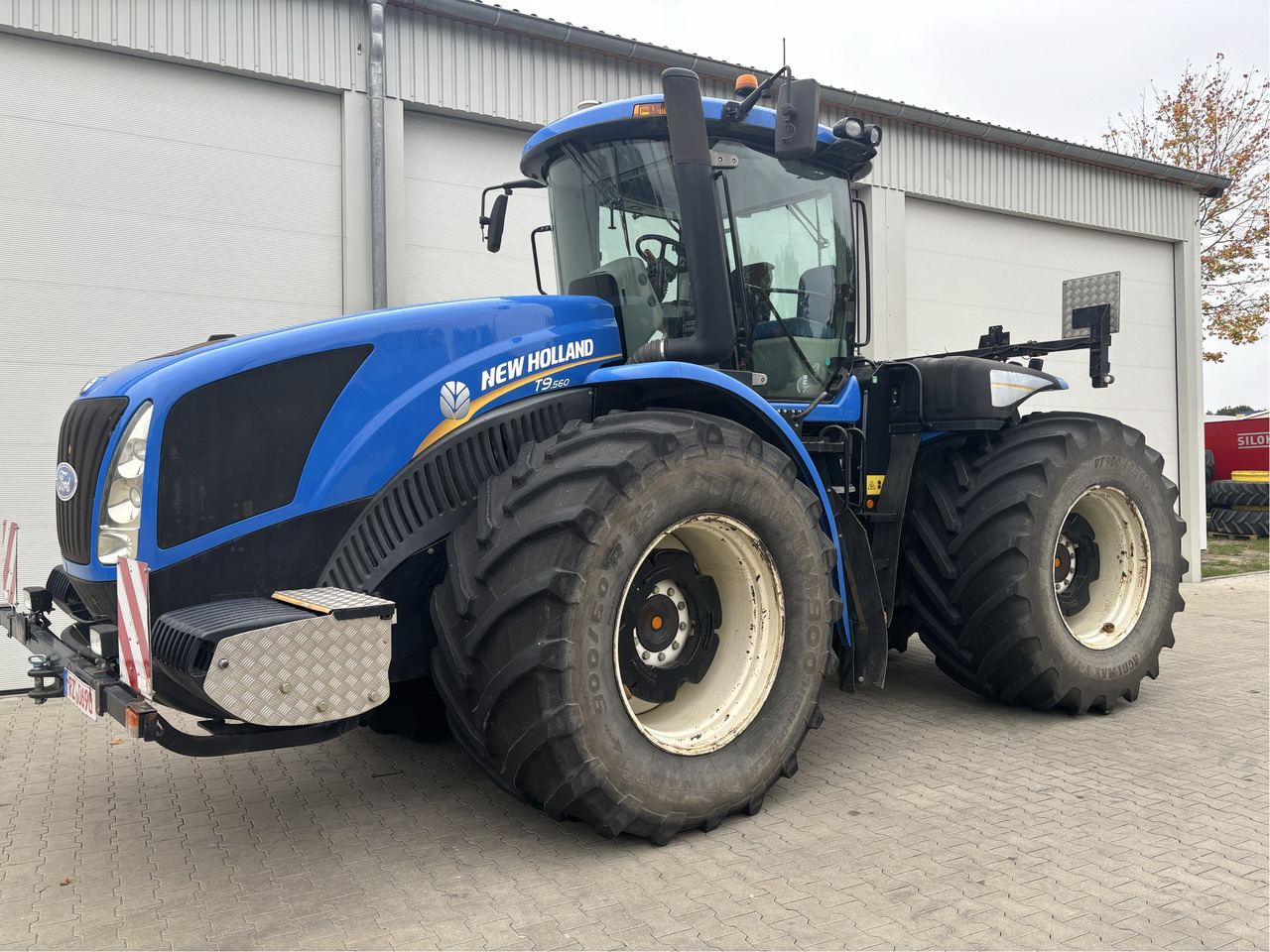 New Holland T9.560 - Traktor: slika 1 New Holland T9.560 - Traktor: slika 1
