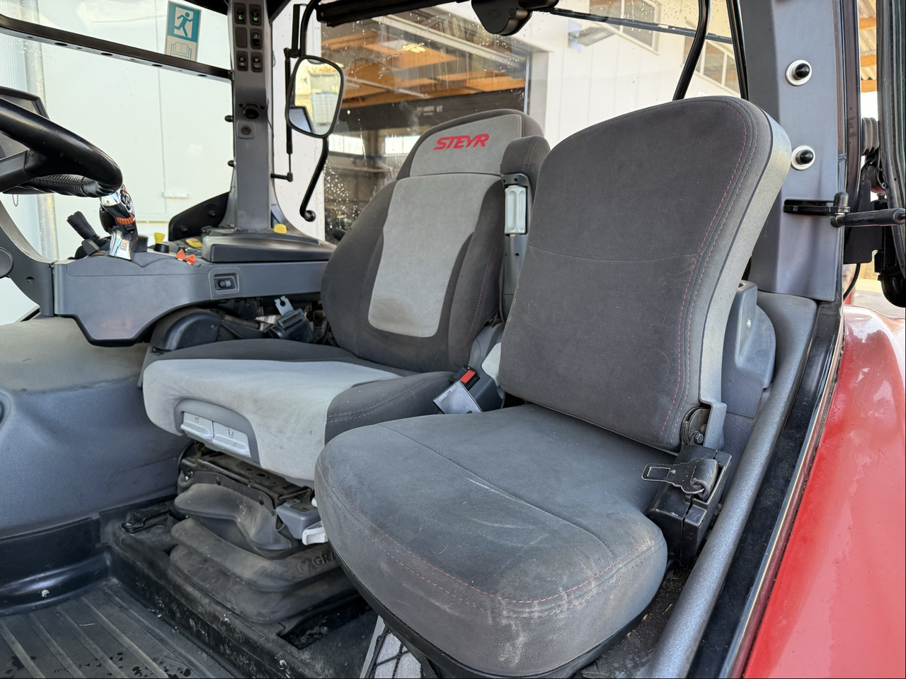 Steyr 6270 Terrus CVT - Traktor: slika 5 Steyr 6270 Terrus CVT - Traktor: slika 5