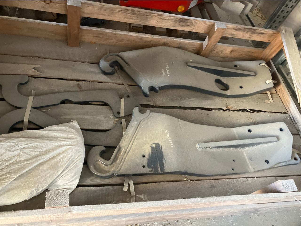 Stoll Frontladerkonsolen für 500er - Sprednji nakladalnik za traktor: slika 1 Stoll Frontladerkonsolen für 500er - Sprednji nakladalnik za traktor: slika 1