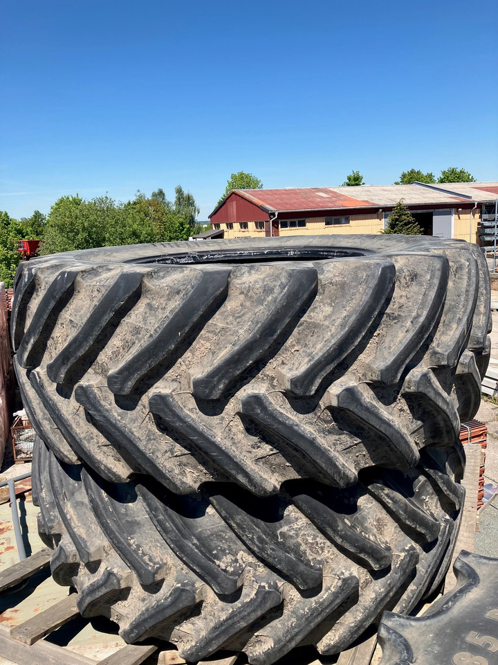 Trelleborg 750/70R44 650/60R38 - Gume in platišča: slika 1 Trelleborg 750/70R44 650/60R38 - Gume in platišča: slika 1