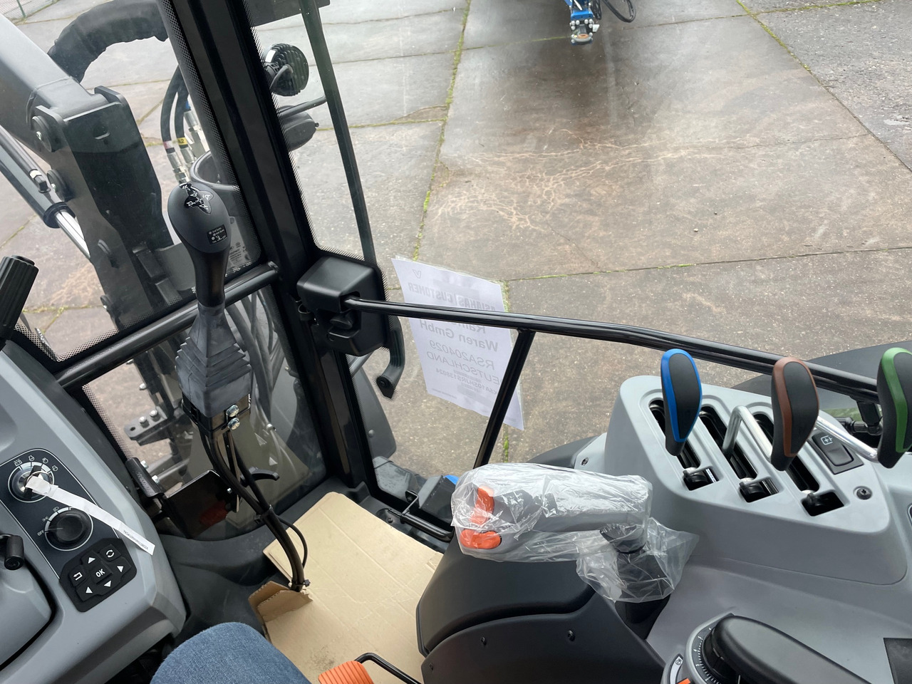 Valtra A105MH4 2B0 - Traktor: slika 2 Valtra A105MH4 2B0 - Traktor: slika 2