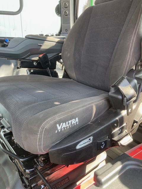 Valtra T 235 Versu - Traktor: slika 5 Valtra T 235 Versu - Traktor: slika 5