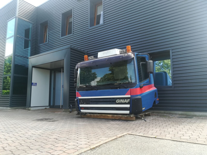 DAF CF65 CF75 CF85 Euro 3 - Kabina in notranjost za Tovornjak: slika 1 DAF CF65 CF75 CF85 Euro 3 - Kabina in notranjost za Tovornjak: slika 1