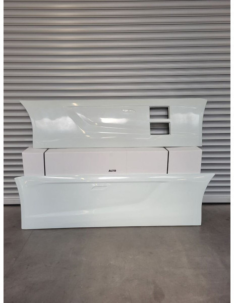 Iveco 3800mm Fuel tank steps / scalini serbatoio - Aerodinamika/ Spojler za Tovornjak: slika 4 Iveco 3800mm Fuel tank steps / scalini serbatoio - Aerodinamika/ Spojler za Tovornjak: slika 4