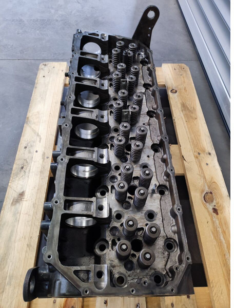 Iveco STRALIS / TRAKKER - Blok cilindra za Tovornjak: slika 5 Iveco STRALIS / TRAKKER - Blok cilindra za Tovornjak: slika 5