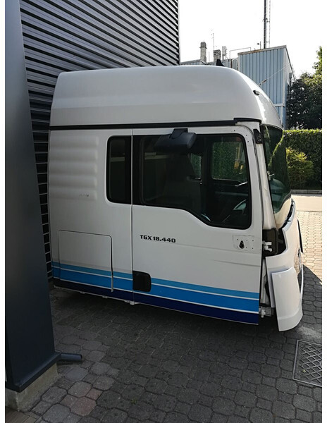 MAN TGX XLX EURO 5 - Kabina in notranjost za Tovornjak: slika 4 MAN TGX XLX EURO 5 - Kabina in notranjost za Tovornjak: slika 4