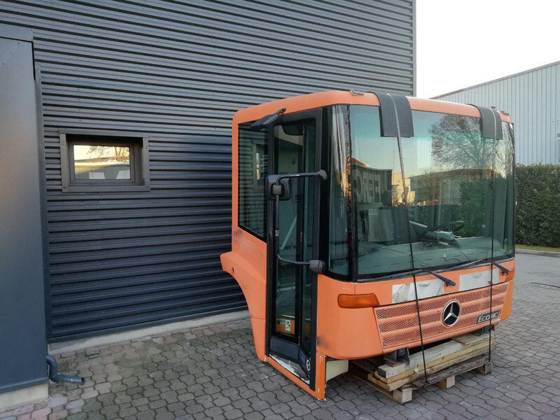 Mercedes-Benz ECONIC - Kabina in notranjost za Tovornjak: slika 3 Mercedes-Benz ECONIC - Kabina in notranjost za Tovornjak: slika 3
