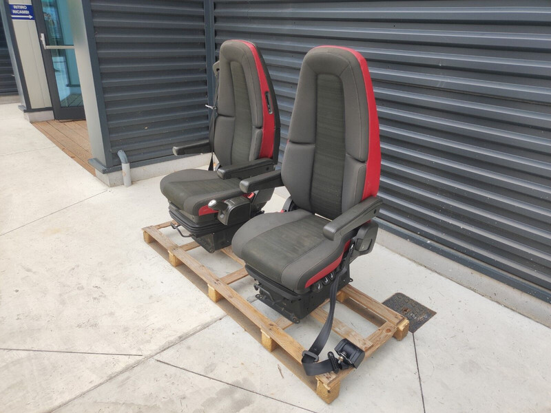 Volvo FH4 - FH13 FH16 - Sedež za Tovornjak: slika 2 Volvo FH4 - FH13 FH16 - Sedež za Tovornjak: slika 2