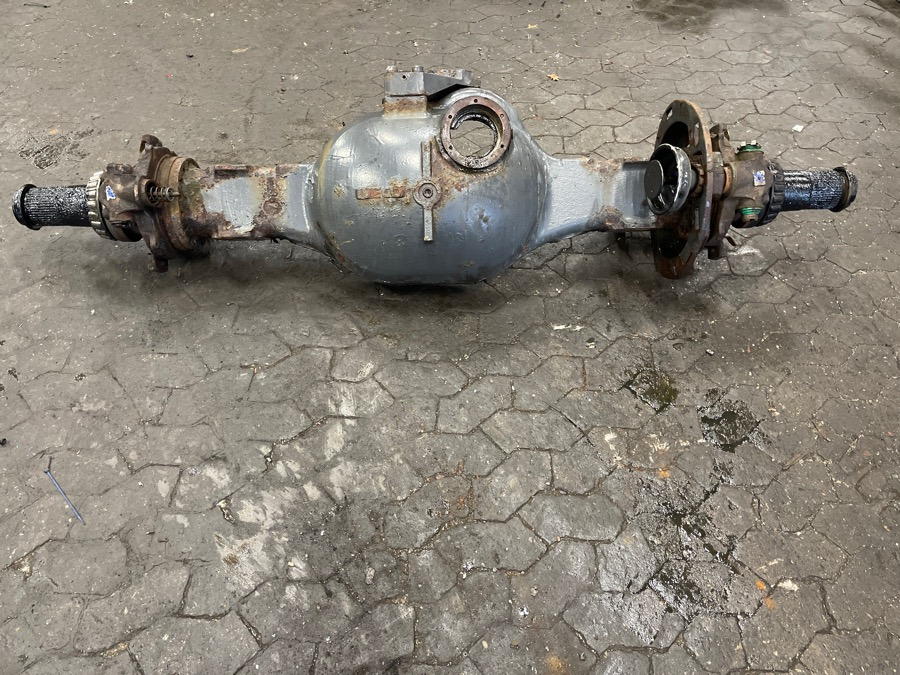 IVECO AXLE CASE 42127640 - Os in deli za Tovornjak: slika 1 IVECO AXLE CASE 42127640 - Os in deli za Tovornjak: slika 1