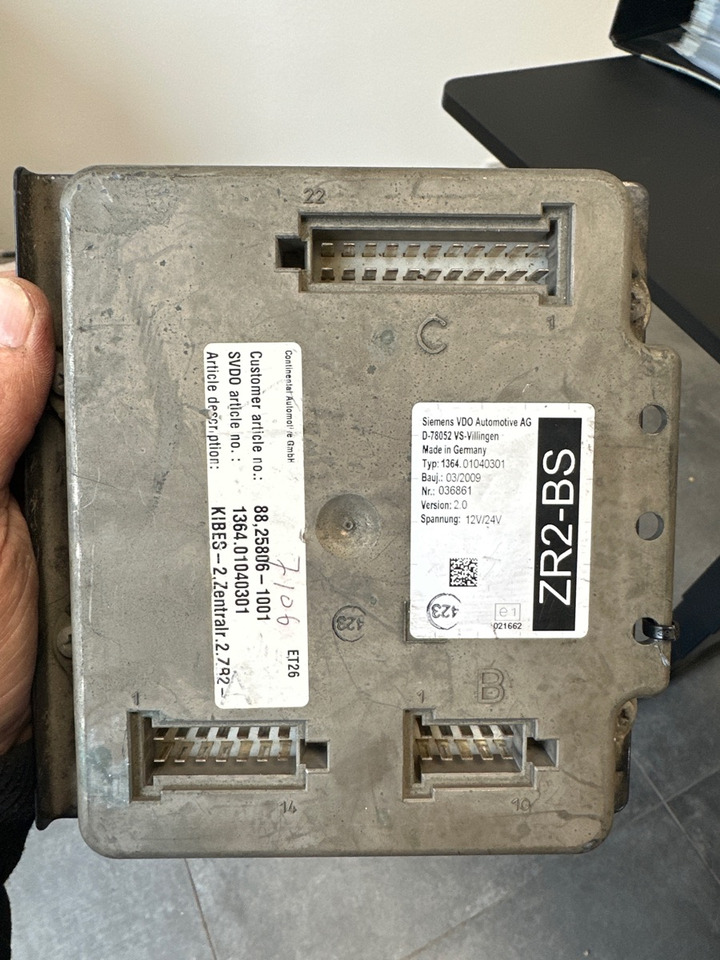 MAN 136401040301 ZR2-BS Control Unit - Električni sistem za Tovornjak: slika 1 MAN 136401040301 ZR2-BS Control Unit - Električni sistem za Tovornjak: slika 1