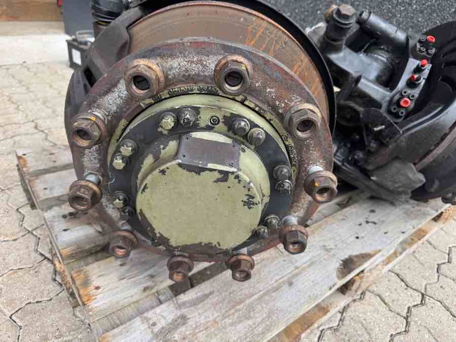 MAN FRONT HUBS 81.36030-0005 + 81.36035-6009 - Pesto za Tovornjak: slika 1 MAN FRONT HUBS 81.36030-0005 + 81.36035-6009 - Pesto za Tovornjak: slika 1