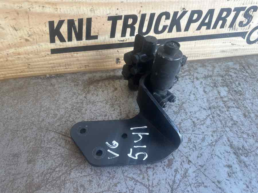MAN MAGNET VALVE 81.52160-6189 - Zavorni ventil za Tovornjak: slika 4 MAN MAGNET VALVE 81.52160-6189 - Zavorni ventil za Tovornjak: slika 4