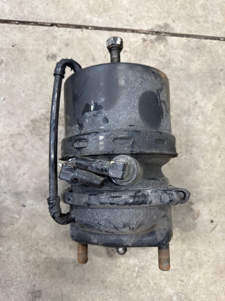 MAN REAR BRAKE CYLINDER 81.50410-6583 - Zavorni cilinder za Tovornjak: slika 1 MAN REAR BRAKE CYLINDER 81.50410-6583 - Zavorni cilinder za Tovornjak: slika 1