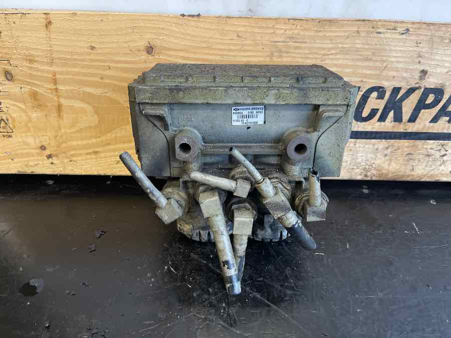 MAN VALVE 81.52106-6050 - Zavorni ventil za Tovornjak: slika 2 MAN VALVE 81.52106-6050 - Zavorni ventil za Tovornjak: slika 2