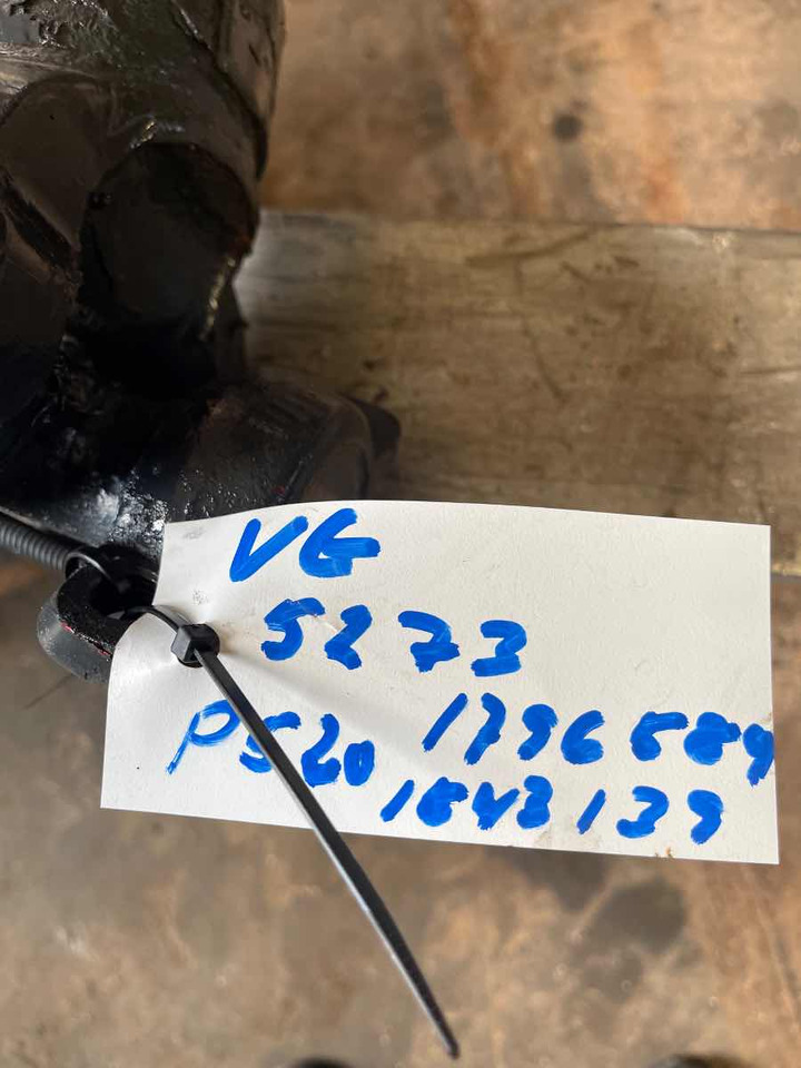 SCANIA PROPSHAFT P520 1796589 - Kardanska gred za Tovornjak: slika 2 SCANIA PROPSHAFT P520 1796589 - Kardanska gred za Tovornjak: slika 2