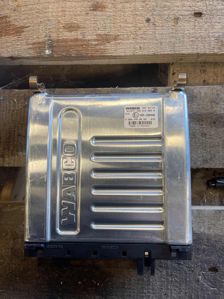 SETRA / MERCEDES ECU ECTS A0004460903 - ECU za Avtobus: slika 1 SETRA / MERCEDES ECU ECTS A0004460903 - ECU za Avtobus: slika 1